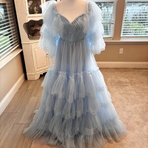 NEW Tulle Maternity Dress for Photoshoot Bridal Robe Light Blue NWOT Size L